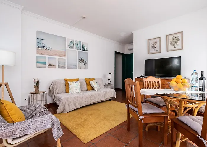 Apartment Parque Dos Reis 2 *