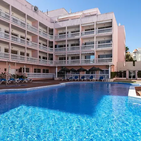 Parque Dos Reis 2 アパート *