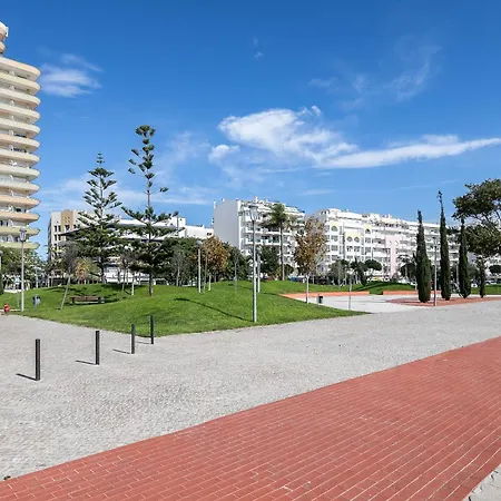 Parque Dos Reis 2 Apartment