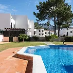 Parque Dos Reis 2 דירה