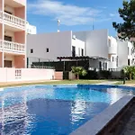 Parque Dos Reis 2 דירה *