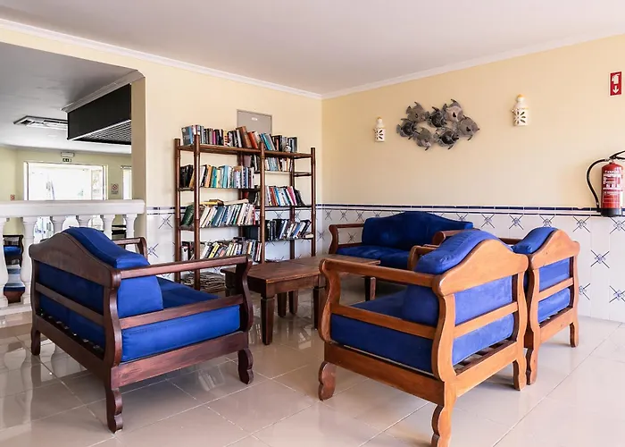 Parque Dos Reis 2 公寓 *